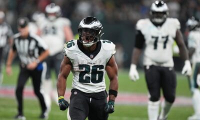 Saquon Barkley scores 3 TDs as Eagles beat Packers in Brazil