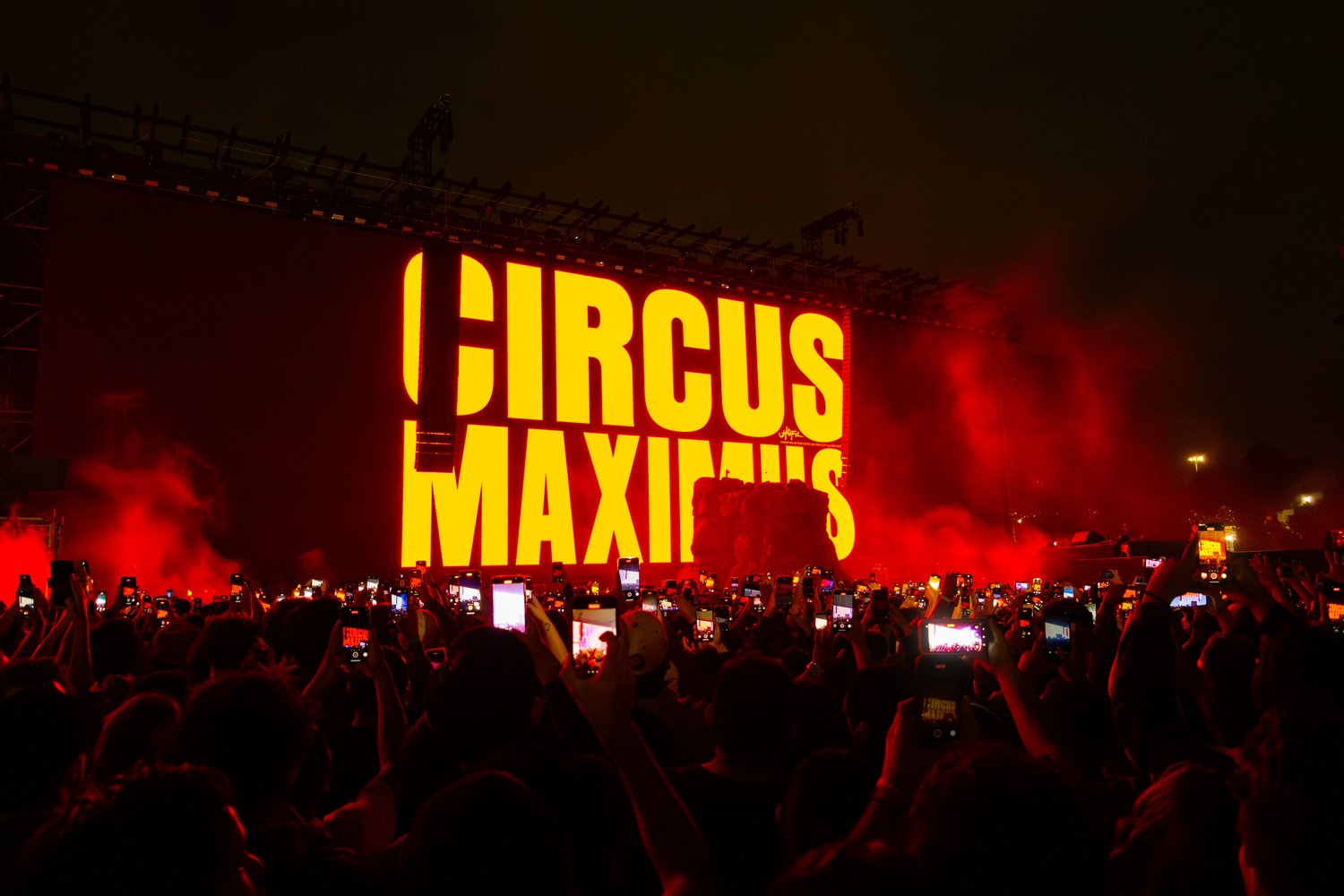 Travis Scott presentó Circus Maximux en México — IBERO 90.9