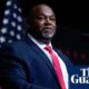 ‘We are staying in this race’: behind the unraveling of Mark Robinson’s campaign in North Carolina | North Carolina