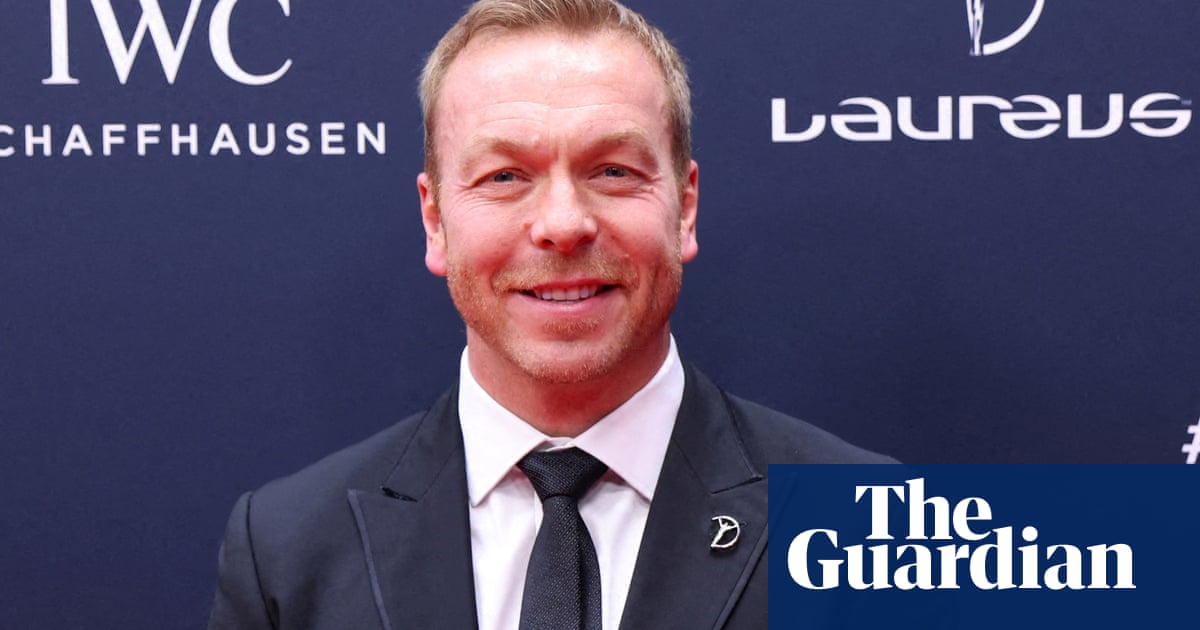 Tributes pour in for Chris Hoy after terminal cancer diagnosis | Chris Hoy