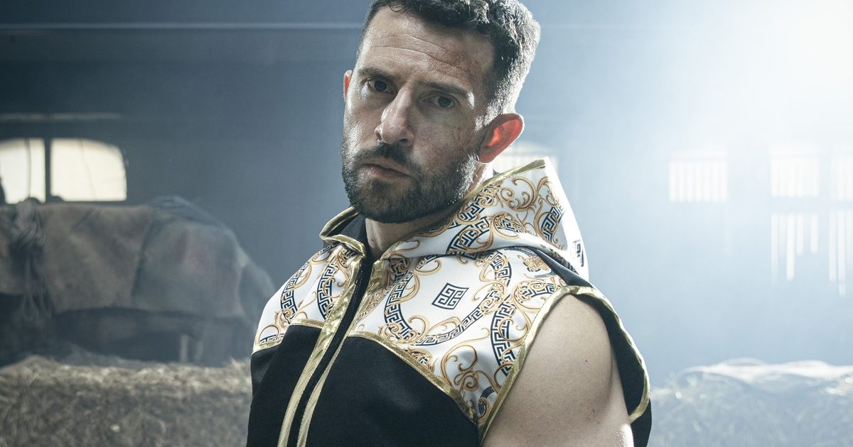 Emmerdale's Michael Parr teases Ross Barton and Kim Tate clash