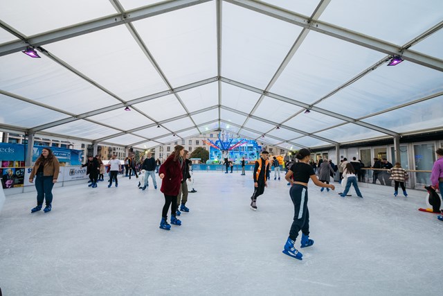 Chill out this Christmas as Ice Cube returns to Leeds City Centre