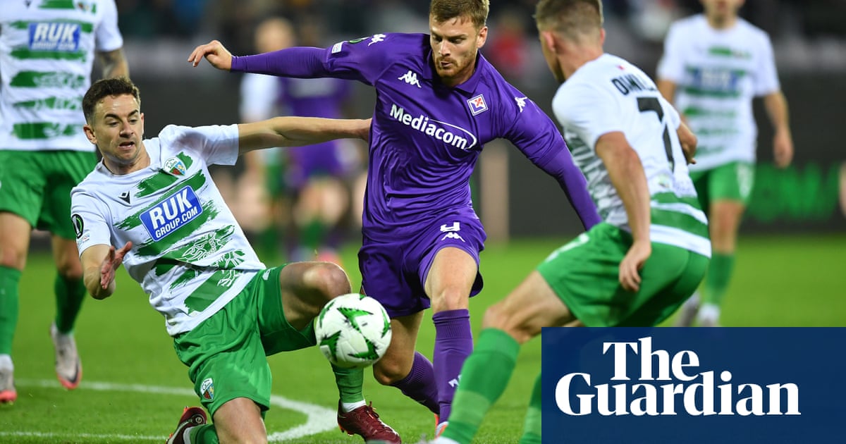 European football: TNS battle before Fiorentina defeat, Hearts snatch late win | European club football