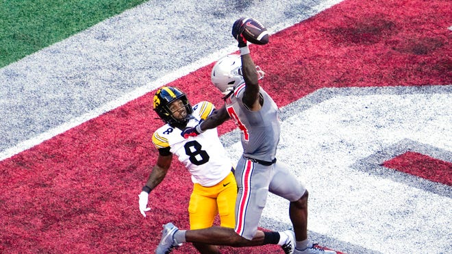 Hawkeyes flop in big game again