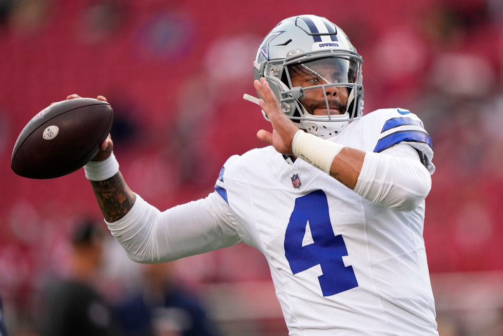 SANTA CLARA, CALIFORNIA - OCTOBER 27: Dak Prescott #4 of the Dallas Cowboys warms up prior to a game against the San Francisco 49ers at Levi's Stadium on October 27, 2024 in Santa Clara, California. (Photo by Thearon W. Henderson/Getty Images)