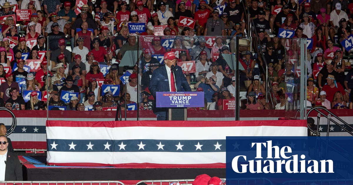 Man arrested near Trump rally on gun charges ‘deeply admires’ ex-president | Donald Trump