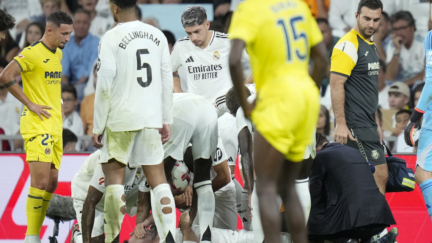 Real Madrid beats Villarreal 2-0 in La Liga but loses Carvajal to leg injury