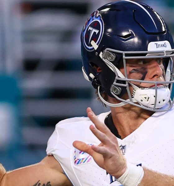 Tennessee Titans QB Will Levis injured during 'Monday Night Football' game against Dolphins