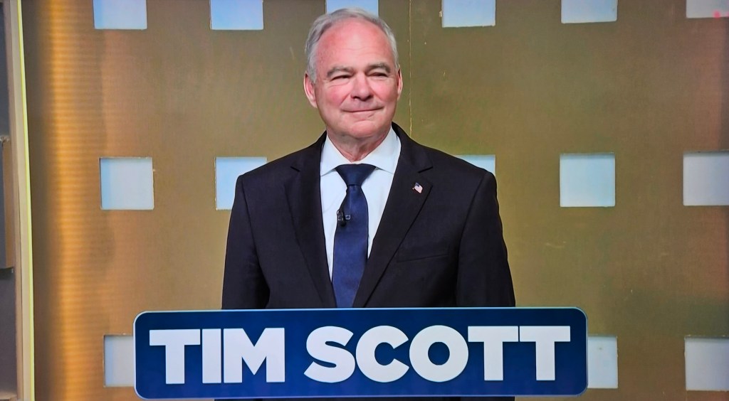 Hillary Clinton's 2016 Running Mate Tim Kaine Shows Up On SNL