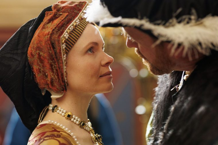 Wolf Hall: The Mirror And The Light,10-11-2024,1,1,(L-R);Jane Seymour (KATE PHILLIPS);Henry VIII (DAMIAN LEWIS),Playground Entertainment,Nick Briggs