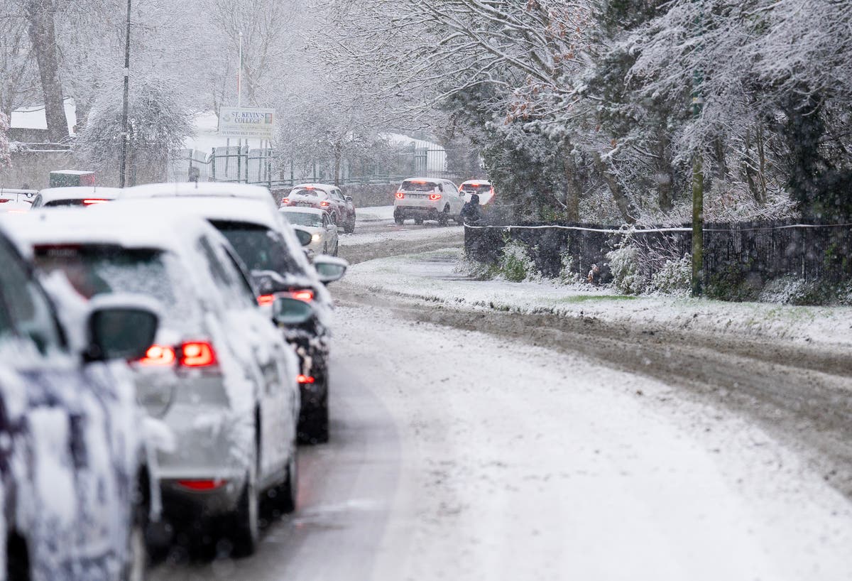 Weather UK live: More snow forecast to fall as temperatures plunge amid Met Office warning