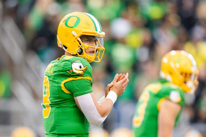 Dillon Gabriel leads the top-ranked Oregon football team into Camp Randall Stadium on Saturday night.