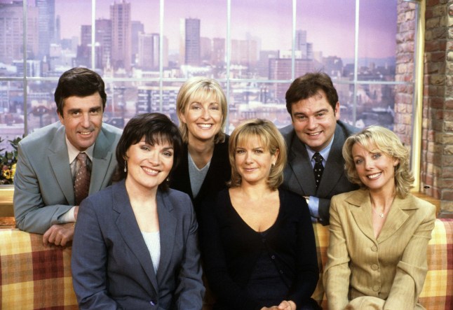 Editorial use only Mandatory Credit: Photo by ITV/REX/Shutterstock (1224617br) GMTV Presenters John Stapleton, Lorraine Kelly, Fiona Phillips, Penny Smith, Eamonn Holmes and Anne Davies 'GMTV' Presenter, Eamonn Holmes - 2000s