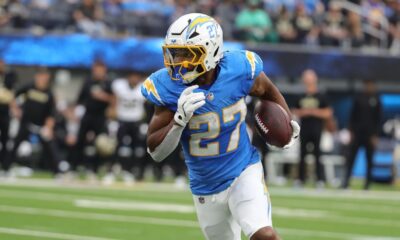 Chargers RB J.K. Dobbins exits loss to Ravens with knee injury