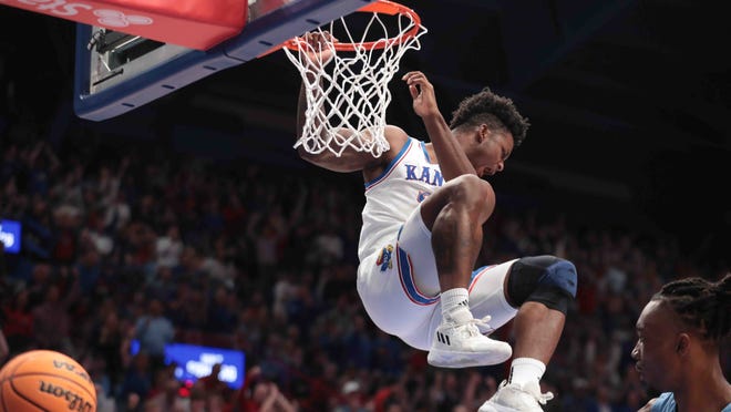 Kansas basketball vs UNC recap: Jayhawks survive, capture victory