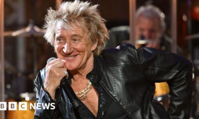 Rod Stewart to play festival's legends slot