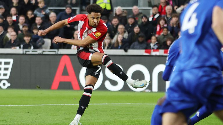 Kevin Schade fires Brentford in front against Leicester