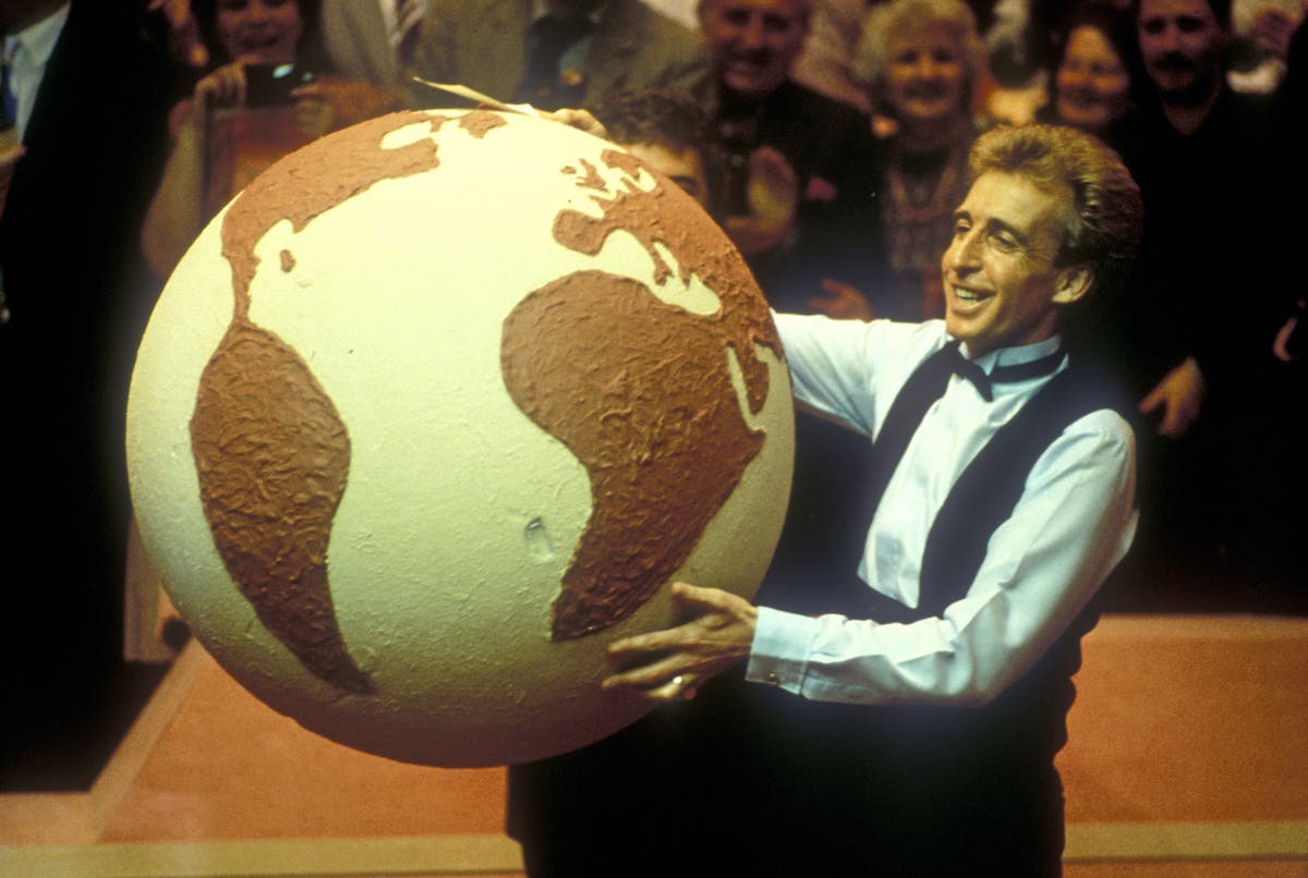 Former snooker world champion Terry Griffiths dies aged 77 after dementia battle