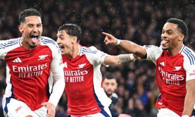 Arsenal punish Man Utd from set-pieces to close gap on Liverpool