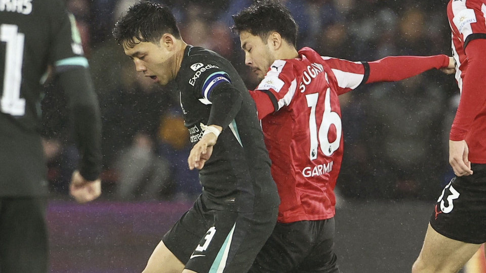 Wataru Endo shines as holders Liverpool reach League Cup semis