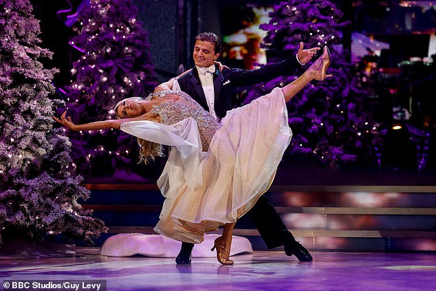 Elsewhere, former EastEnders star Tamzin and Nikita danced a Viennese waltz to KD Lang’s version of Hallelujah