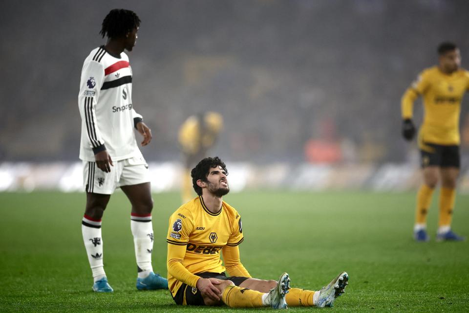 Goncalo Guedes reacts after failing to score (AFP via Getty Images)