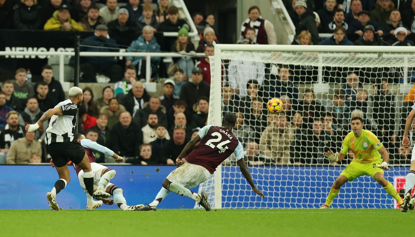 Premier League - Newcastle United v Aston Villa