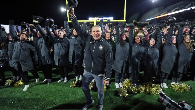 Army bids for College Football Playoff field