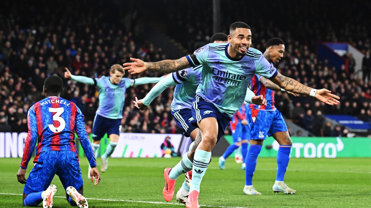 Crystal Palace 1-5 Arsenal: Three Gabriels drive Gunners glory