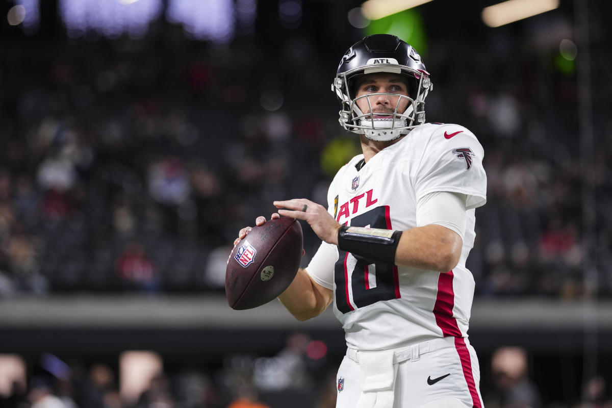 Falcons will reportedly cut QB Kirk Cousins before $10M roster bonus is due