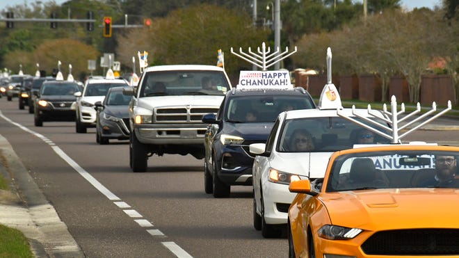 Hanukkah process gets underway as part of celebration, Viera festival