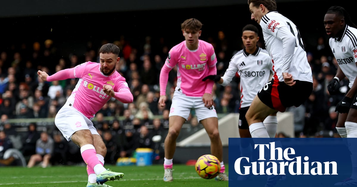 Ivan Juric watches on as solid Southampton claim point at Fulham | Premier League