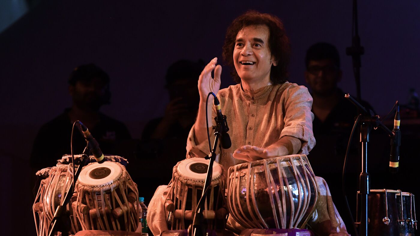 Legendary tabla virtuoso and Shakti founder Zakir Hussain dies at 73 : NPR