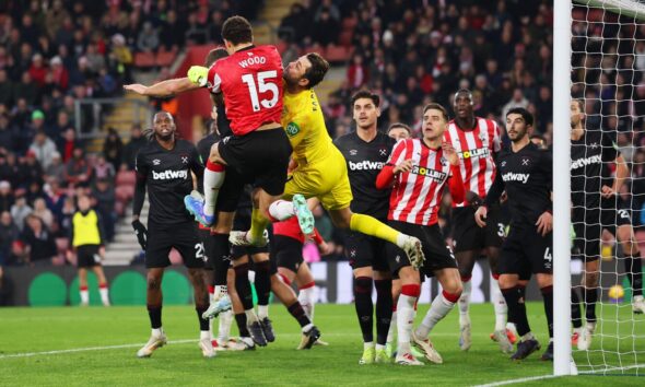 Lukasz Fabianski recovering after being carried off for West Ham at Southampton