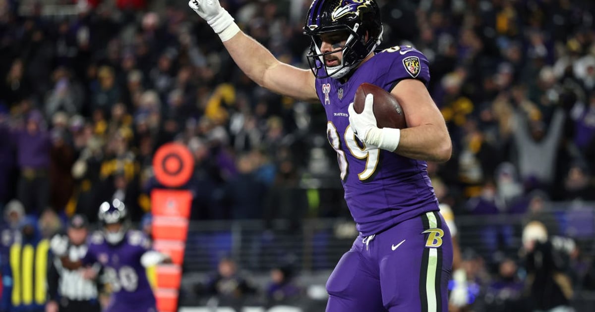 Ravens, Lamar Jackson beat Steelers, Russell Wilson to clinch playoff berth: Live reaction and updates