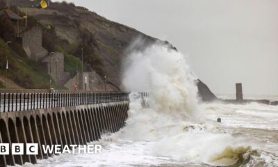 Storm Darragh: Red warning issued as 90mph winds and flooding rain to hit UK