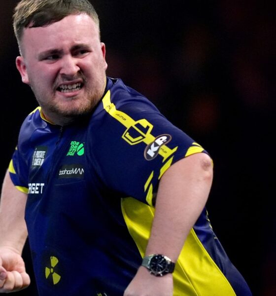 World Darts Championship: Luke Littler sets up Stephen Bunting semi-final showdown after convincing win over Nathan Aspinall | Darts News