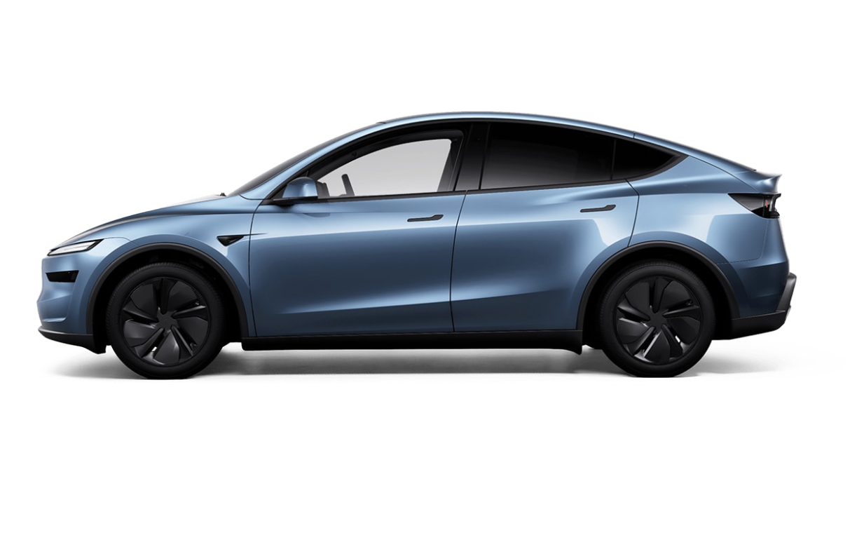 The new 2025 Tesla Model Y looks very similar to the outgoing car in profile