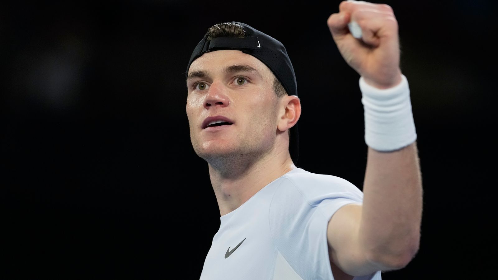 Jack Draper: British No 1 wins Australian Open epic to make third round as Jacob Fearnley also advances | Tennis News