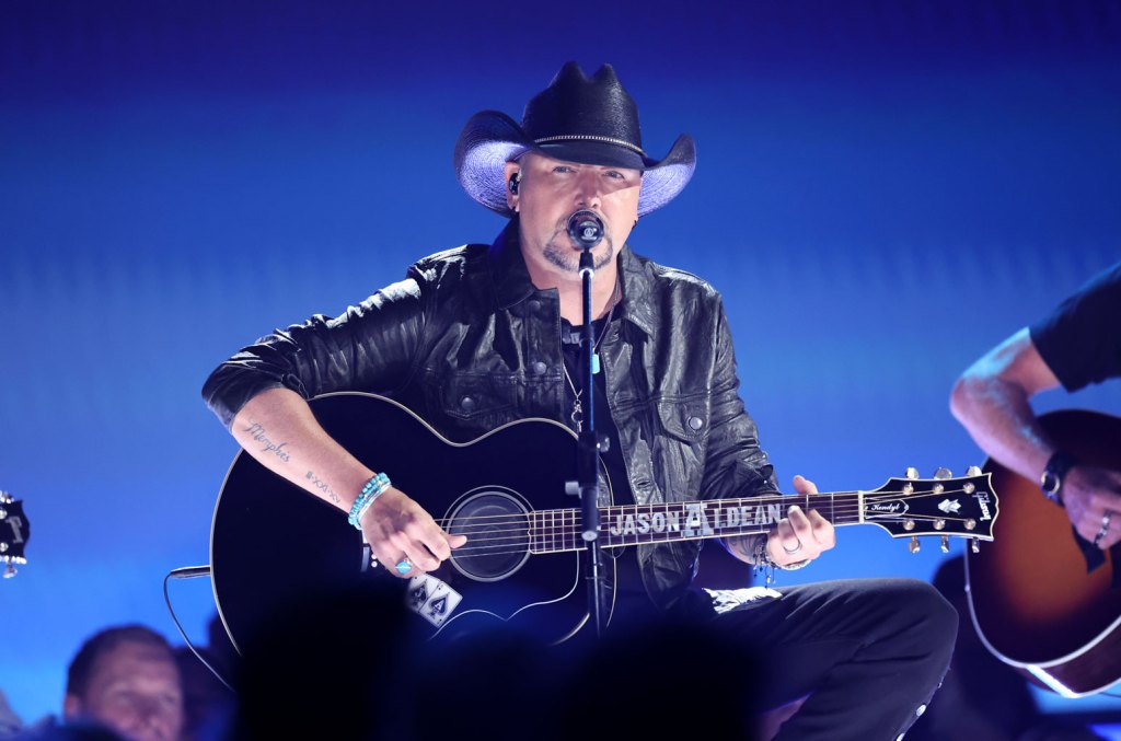 Jason Aldean Announces 2025 Full Throttle N. American Tour: See Dates