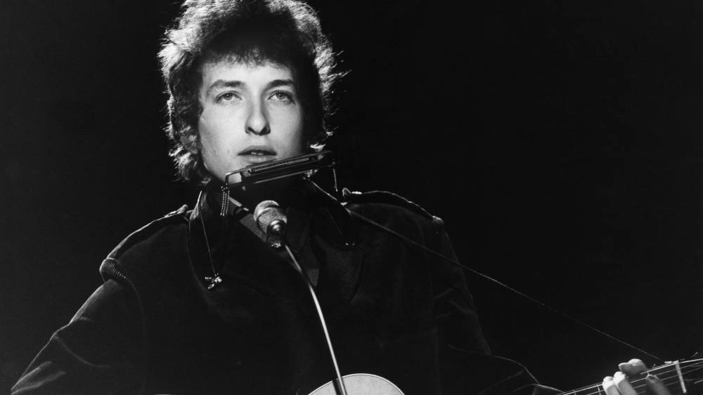 'A Complete Unknown' Channels the Secret of Bob Dylan