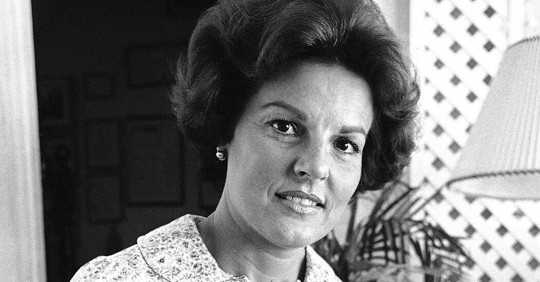 Anita Bryant, Whose Anti-Gay Politics Undid a Singing Career, Is Dead at 84